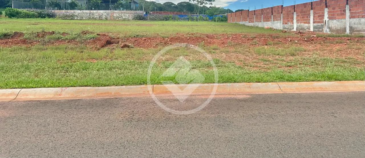 Terreno no Condomínio Plateau D'or Unique