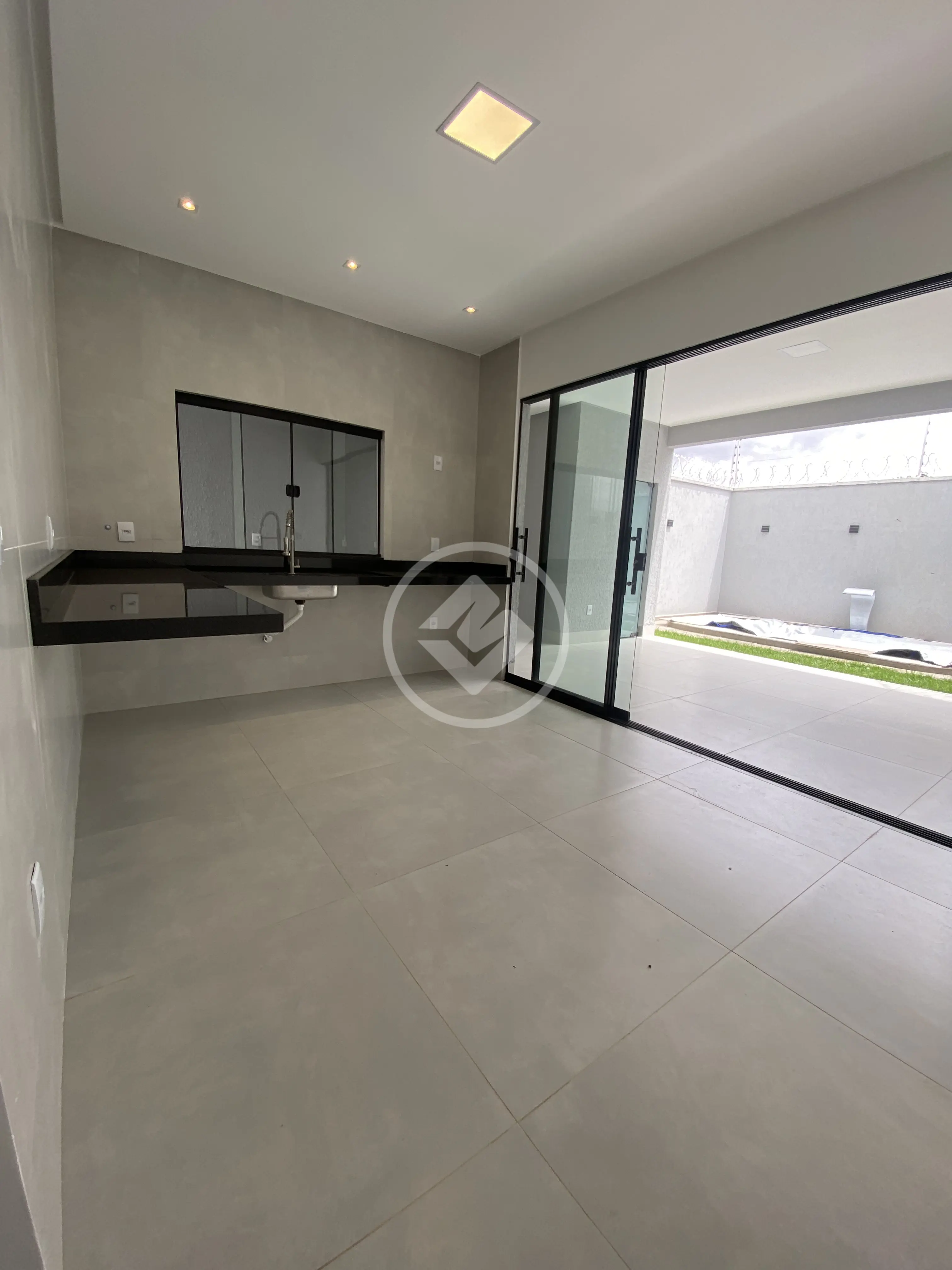 Casa 3 quartos no Setor Faiçalville, Goiânia — foto 3 de 6