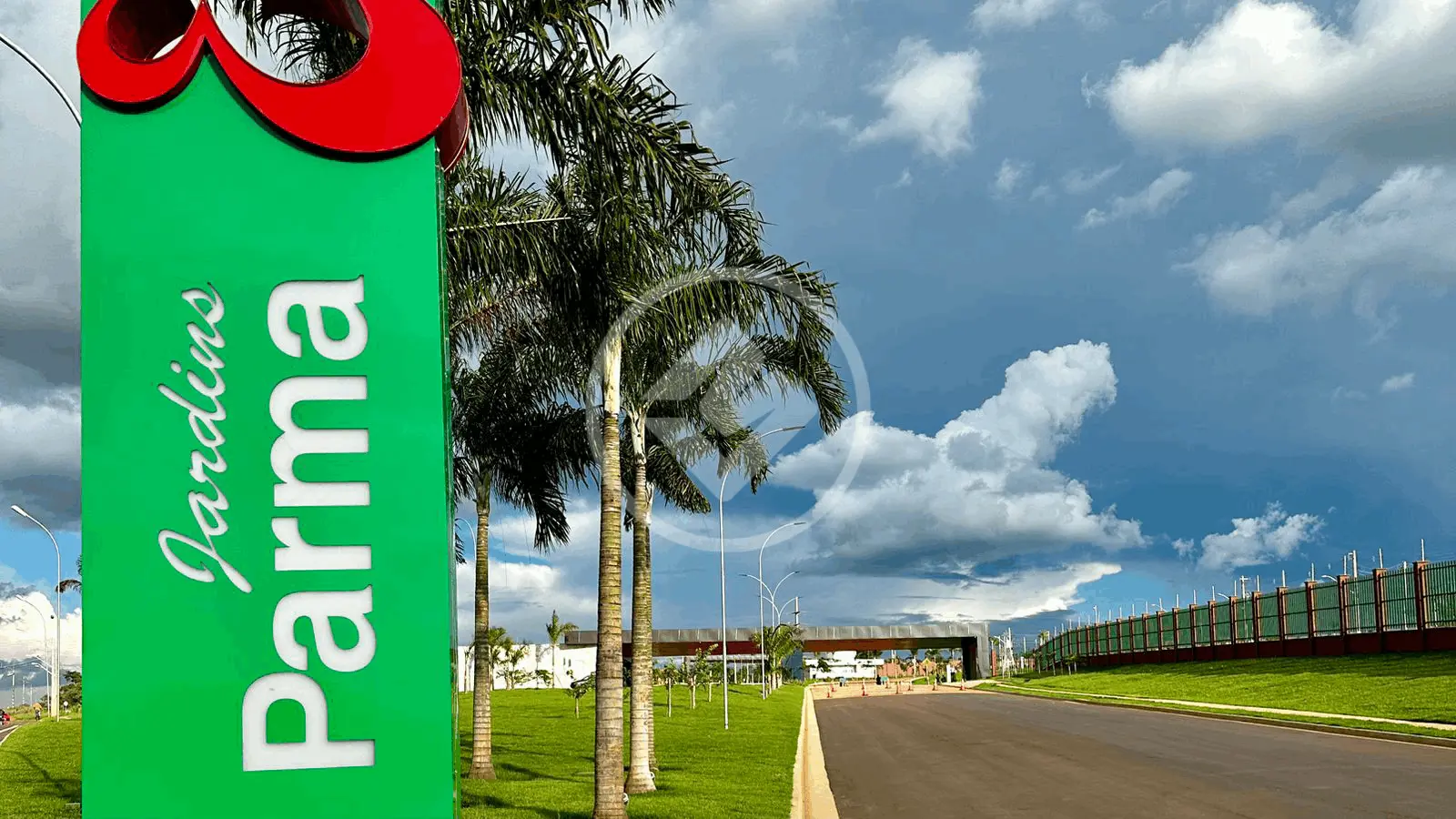 Lote 250 m² no Condomínio Jardins Parma