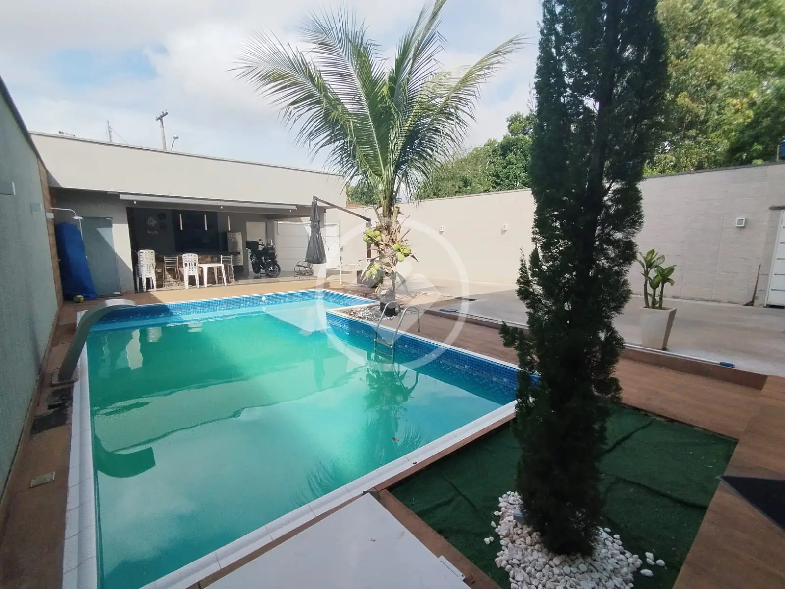Sobrado Jardim Balneário Meia Ponte, Goiânia - GO — foto 2