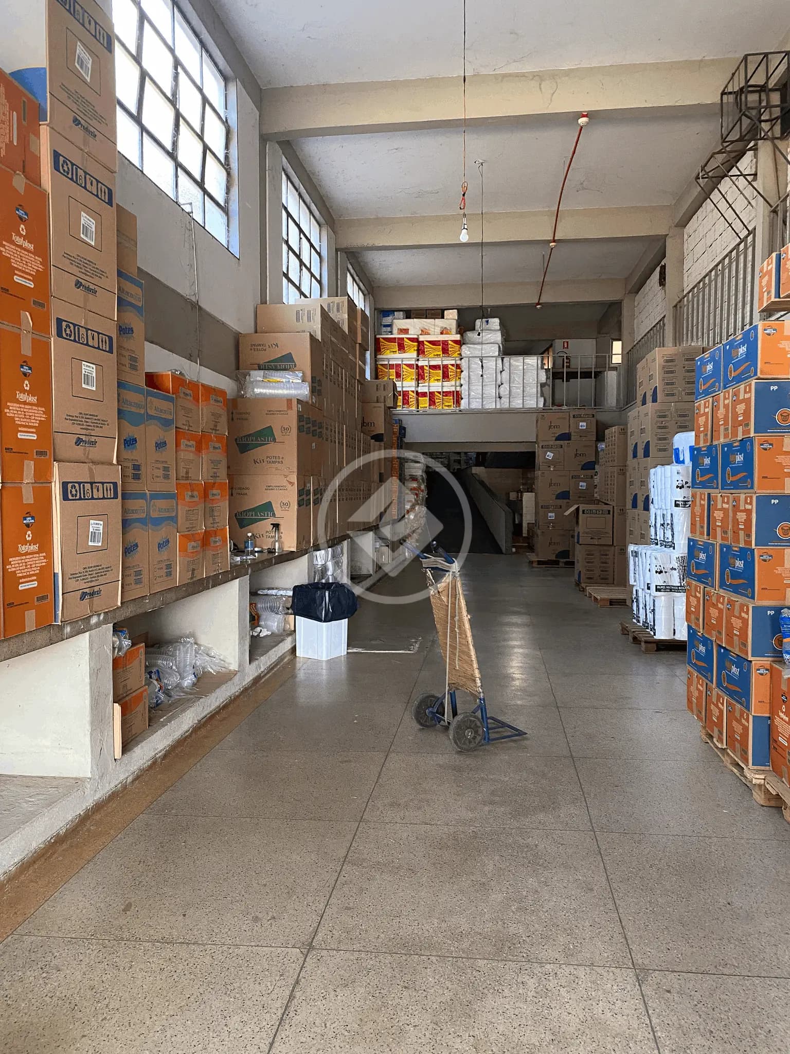 Galpão 10 quartos no Setor Aeroporto, Goiânia — foto 4 de 6