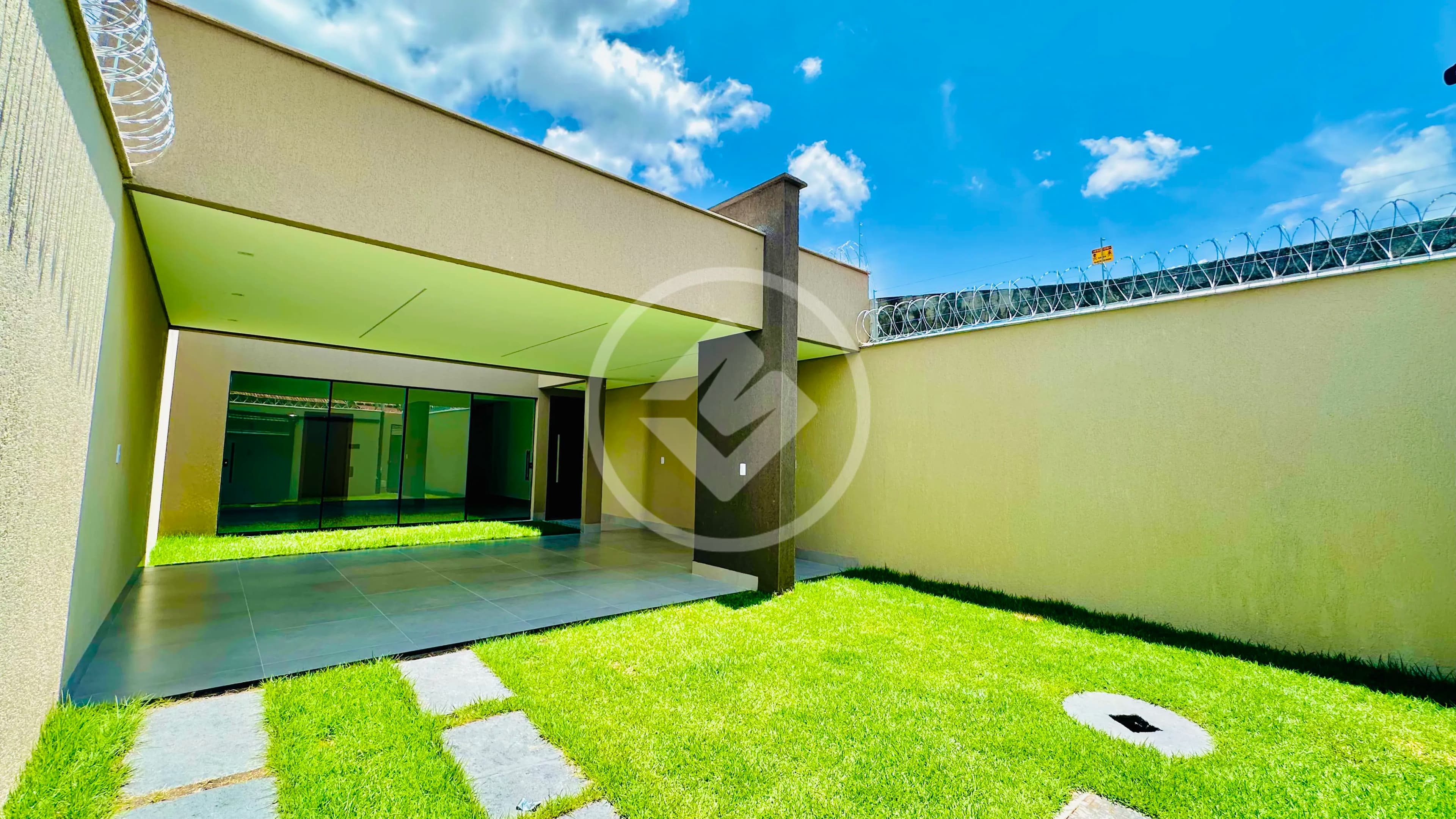 Casa Jardim Maria Inês, Aparecida de Goiânia - GO — foto 2