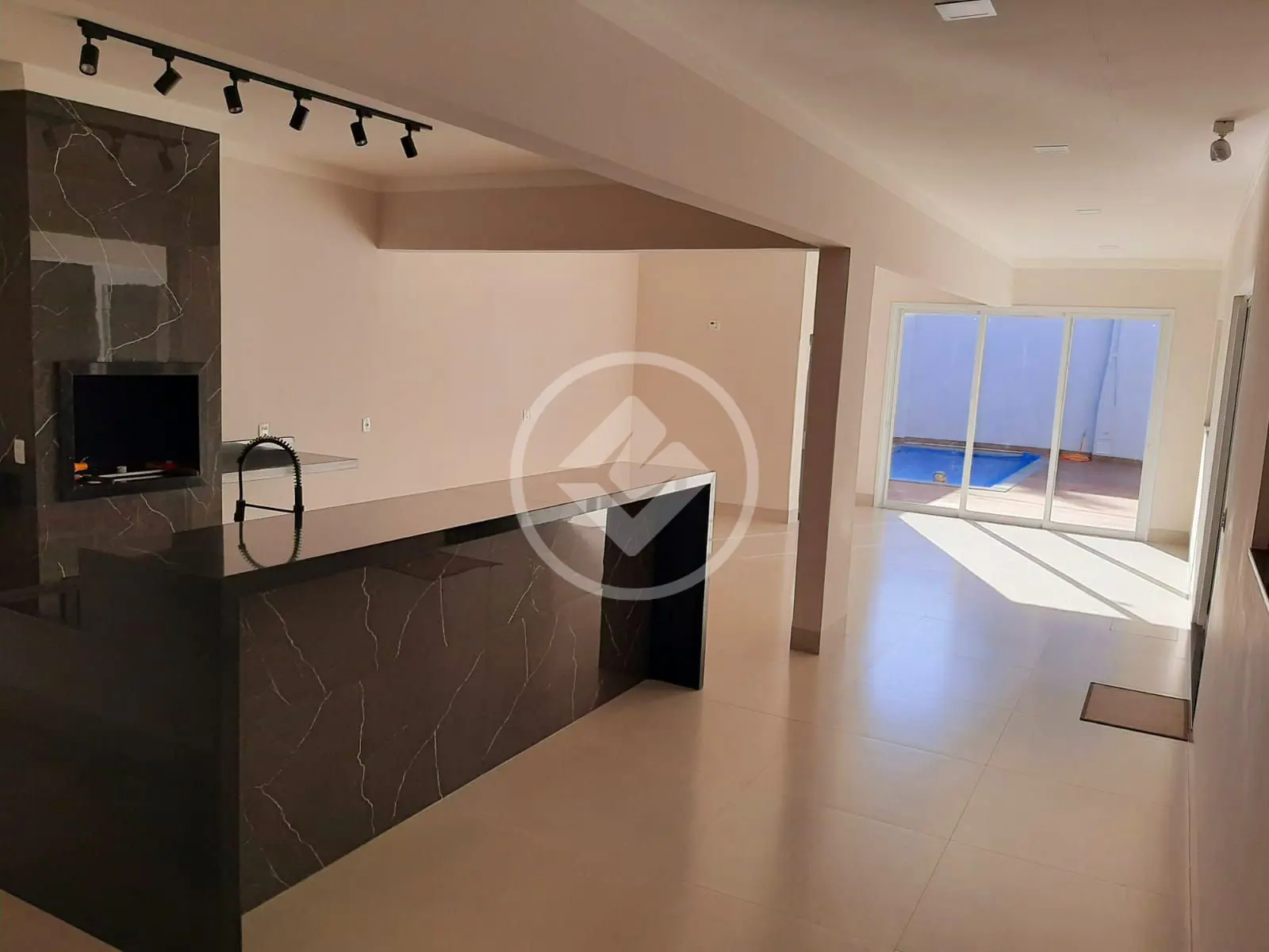 Casa 4 quartos no São João, Araçatuba — foto 3 de 6