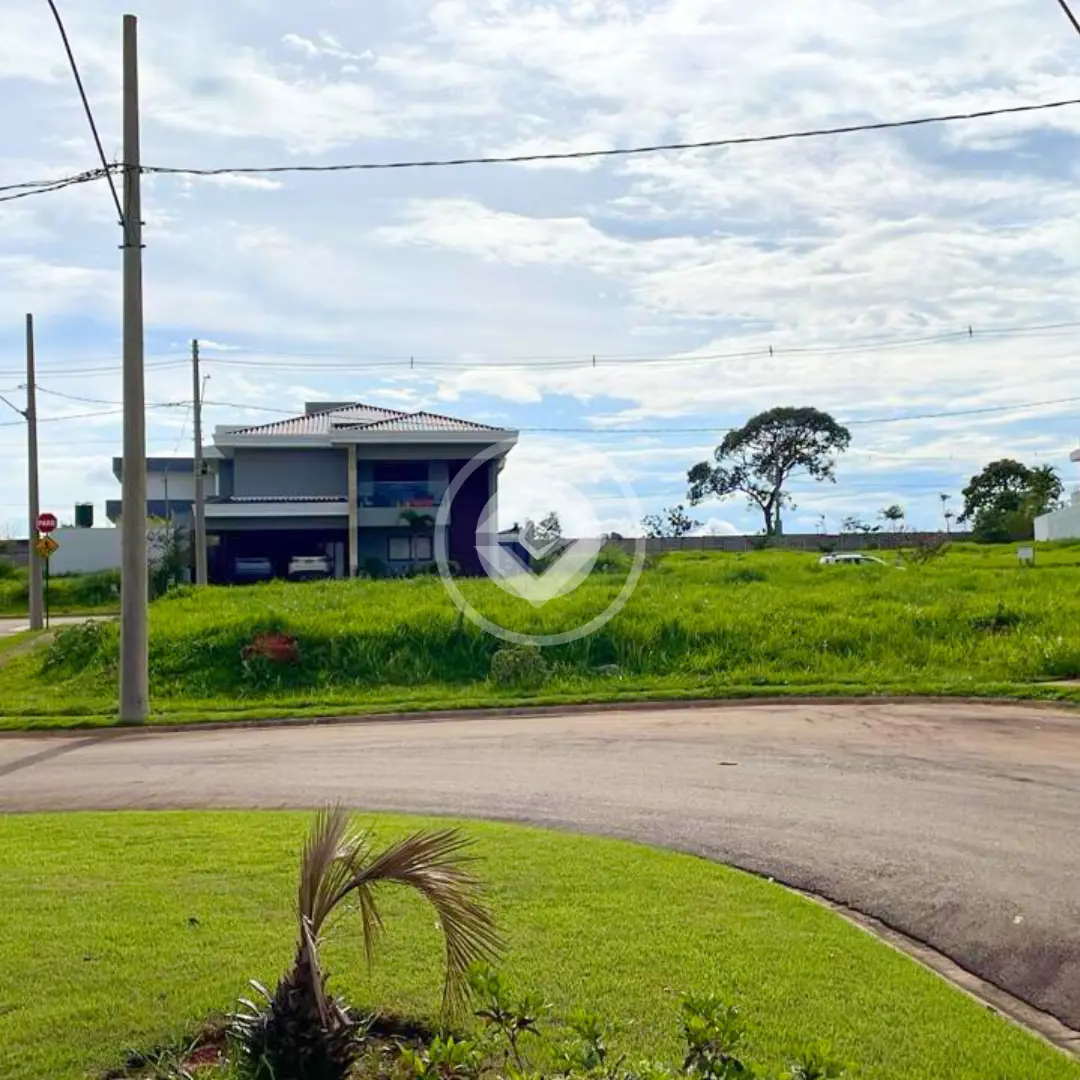 Terreno no Loteamento Villa das Artes, Araxá — foto 2 de 2