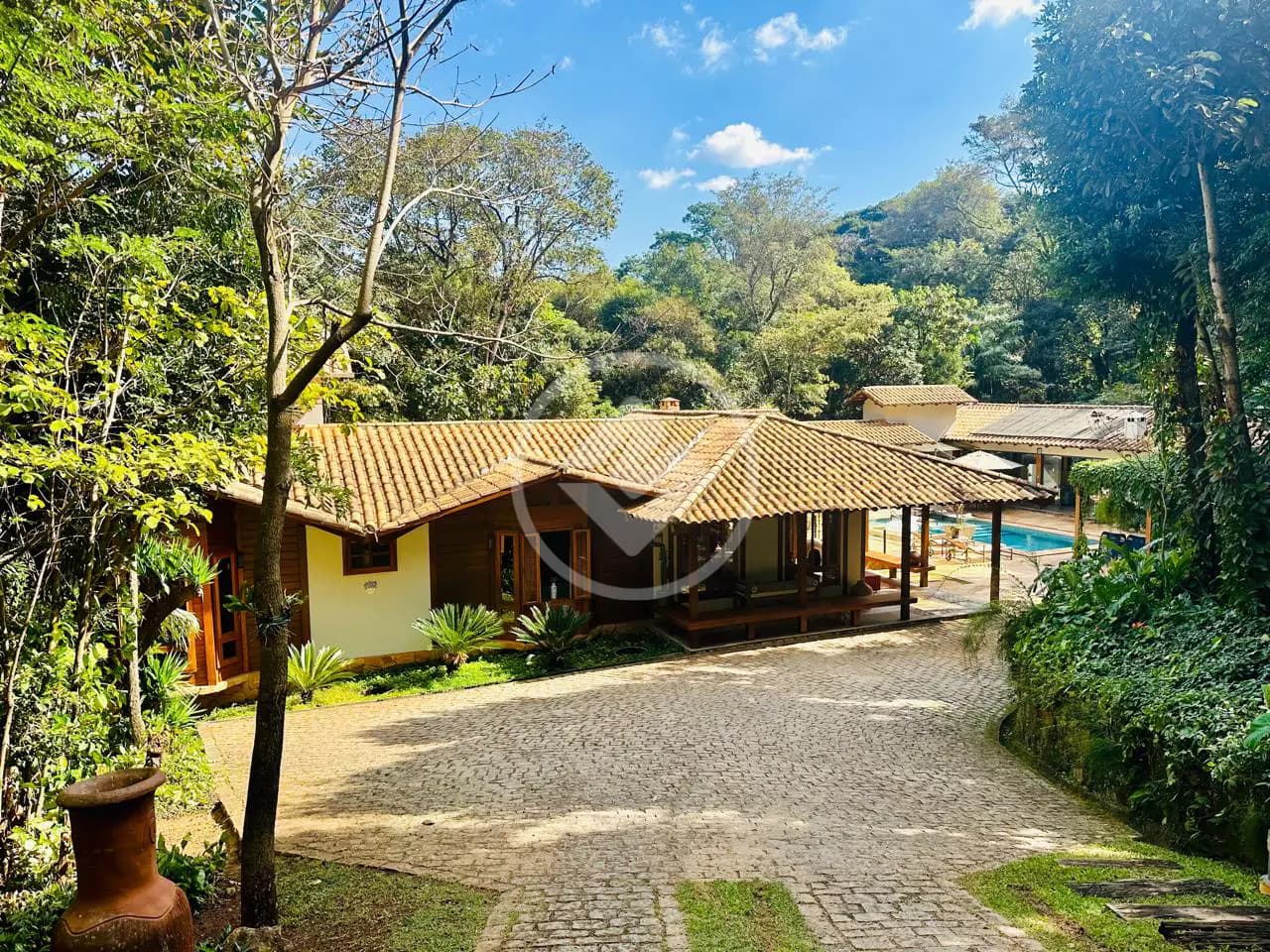 Casa em Condomínio à Venda