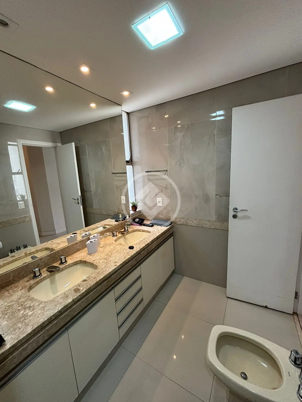 Apartamento 4 quartos no LOURDES, Belo Horizonte — foto 5 de 6