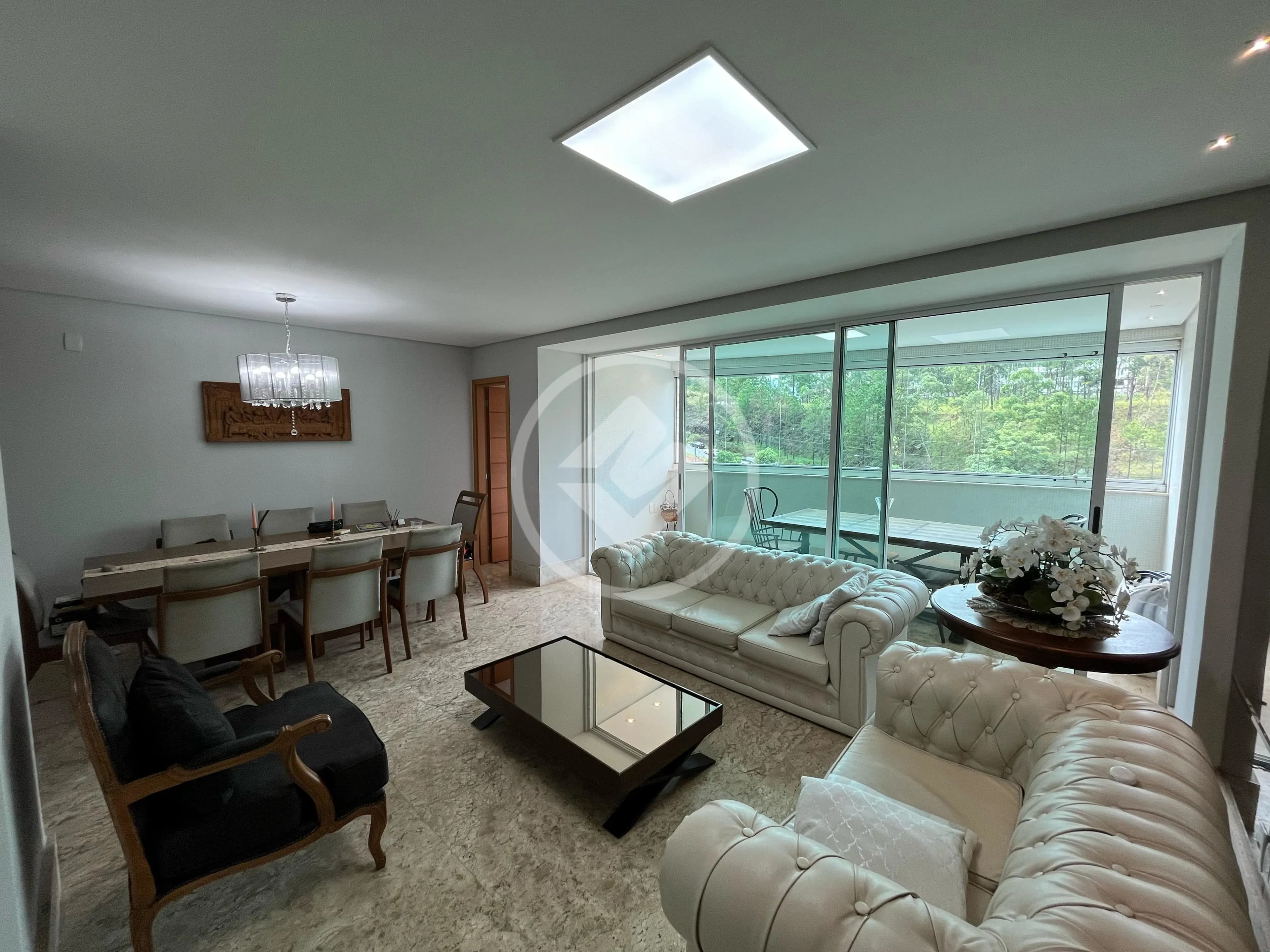 Apartamento à Venda