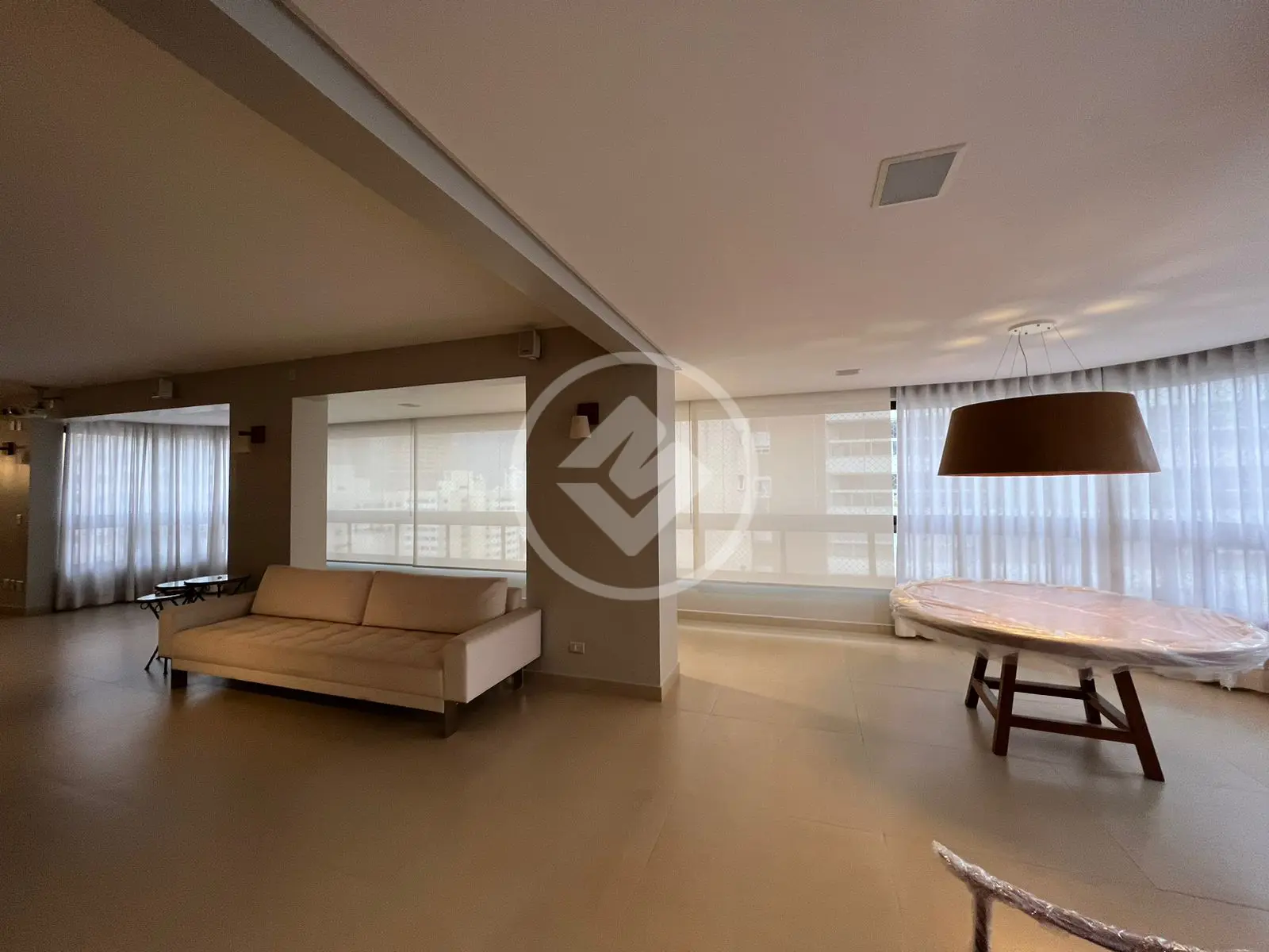 Apartamento 4 quartos no Setor Bueno, Goiânia — foto 3 de 6