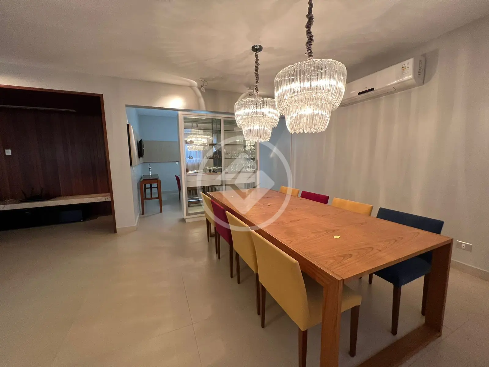 Apartamento Setor Bueno, Goiânia - GO — foto 1