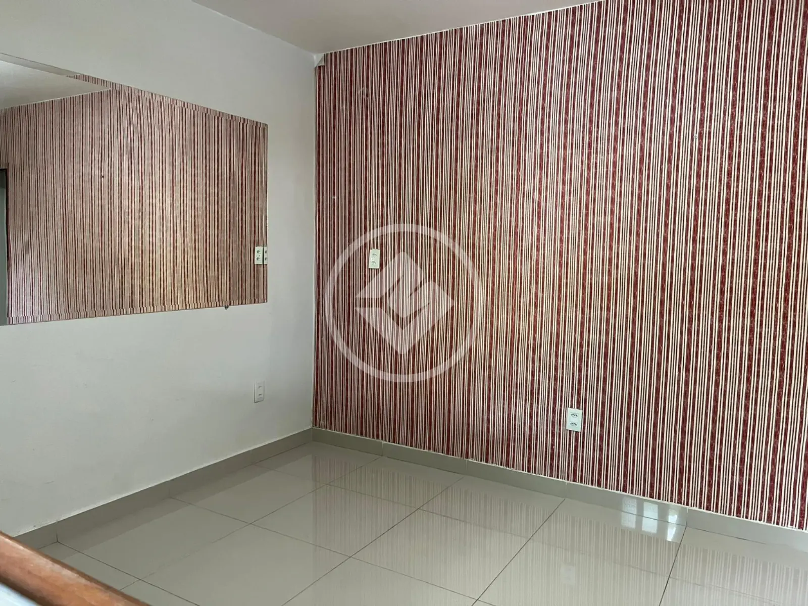 Casa térrea com 3 quartos em Goiânia