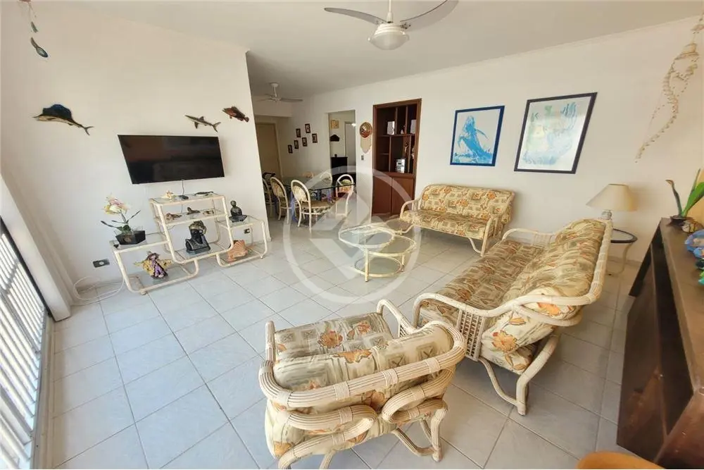 Apartamento com 3 quartos e suíte - Edifício Brisamar - Guarujá