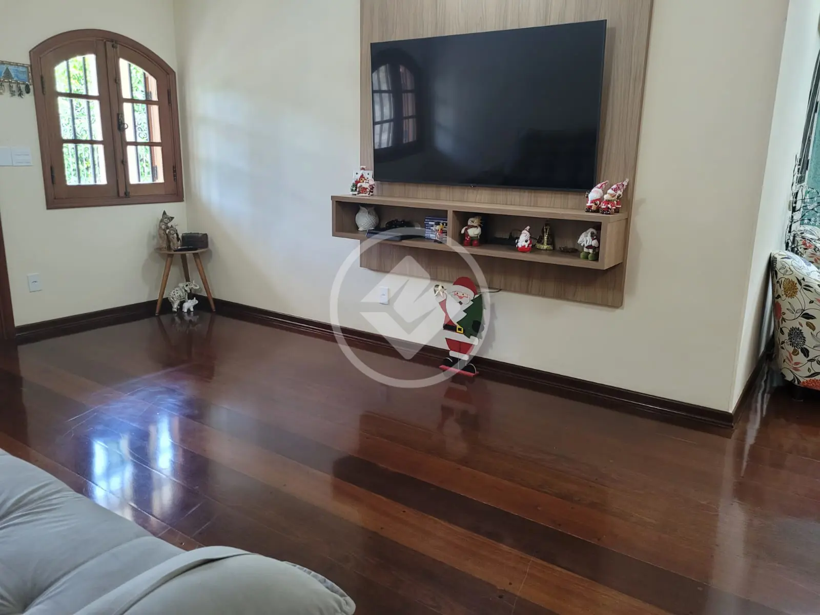 Casa 305m² com energia Solar