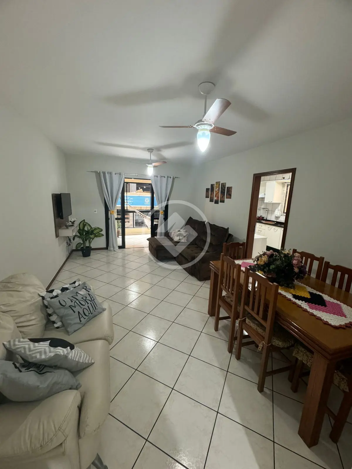 Apartamento 3 quartos no Meia Praia, Itapema — foto 3 de 6