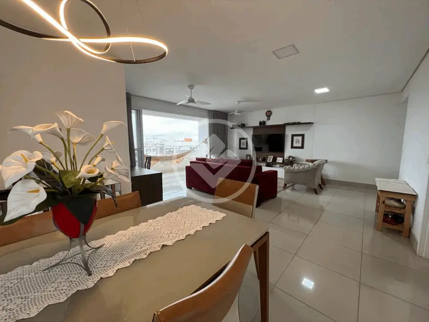 Apartamento com 3 Suítes Cond Riviera Duque de Caxias, com planejados, Cuiabá-MT.