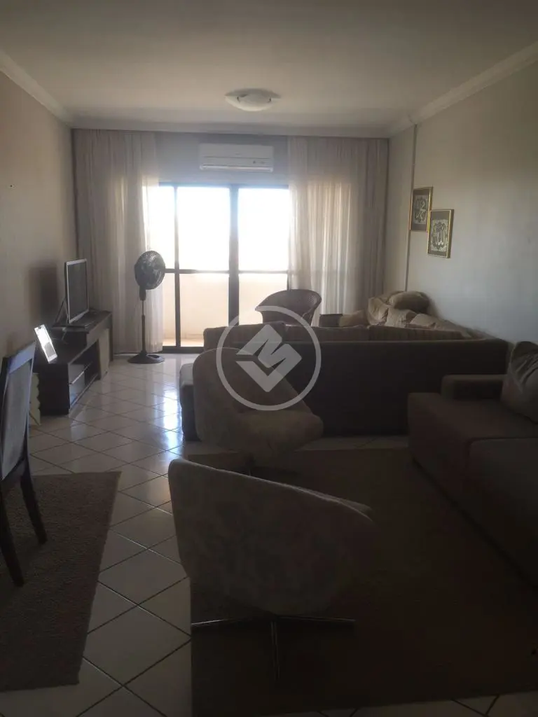 Vendo Apartamento no Edifício Moinhos dos Ventos de 161 m² com 3 quartos ( 1 suíte) Mobiliado Araes R$ 800.000,00