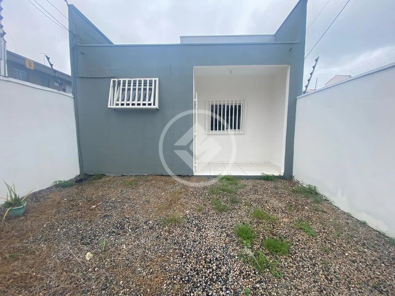 CASA  A VENDA NO BAIRRO  jJARDIM UNIVERSITARIO - 2 QUARTO SENDO 1 SUITE - VALOR RS 390,000,00 - CUIABÁ/MT
