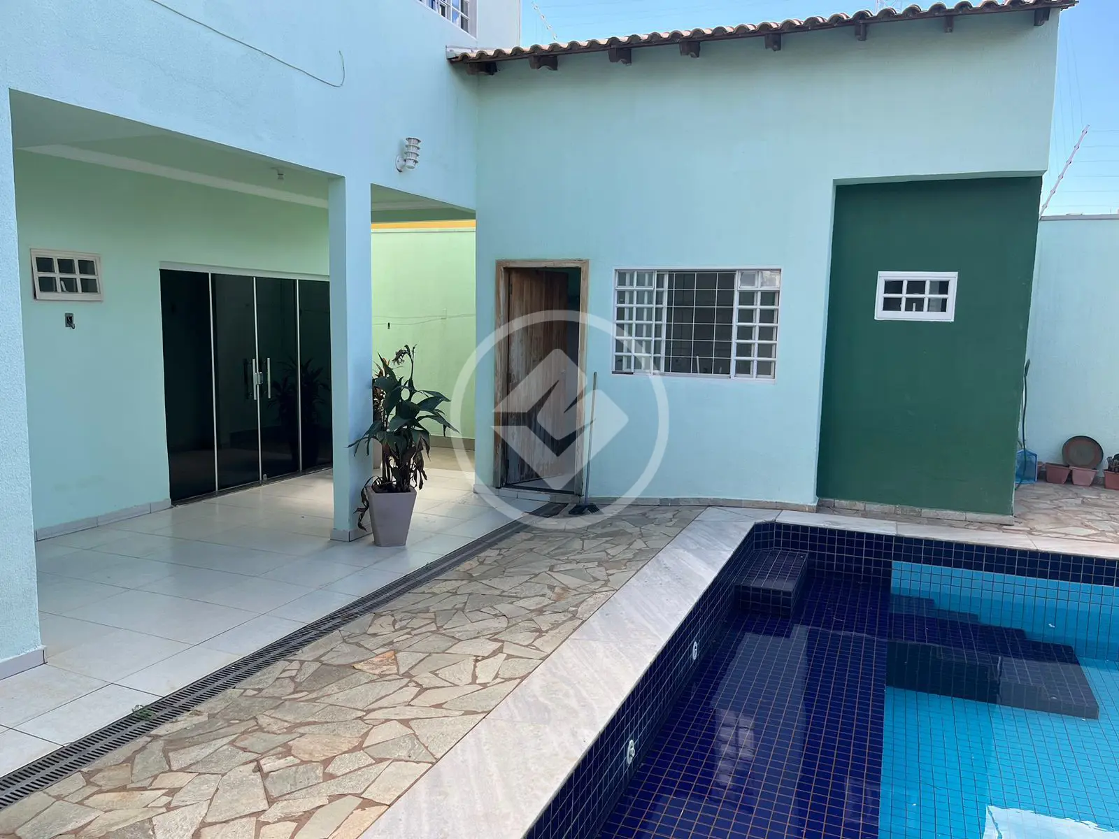 Sobrado 3 quartos no Loteamento Jardim das Aroeiras, Cuiabá — foto 2 de 6