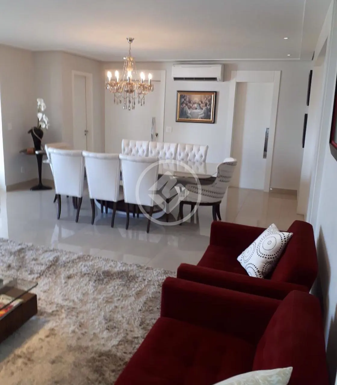 MAISON CLASSIC - LUXUOSO - R$ 1.590.000,00 - ELEGANTE E EXCLUSIVO COM 4 SUITES, AMPLA SALA INTEGRADA COM A VARANDA, ESCRITORIO, COZINHA PLANEJADA, VARANDA GOURMET E 3 VAGAS
