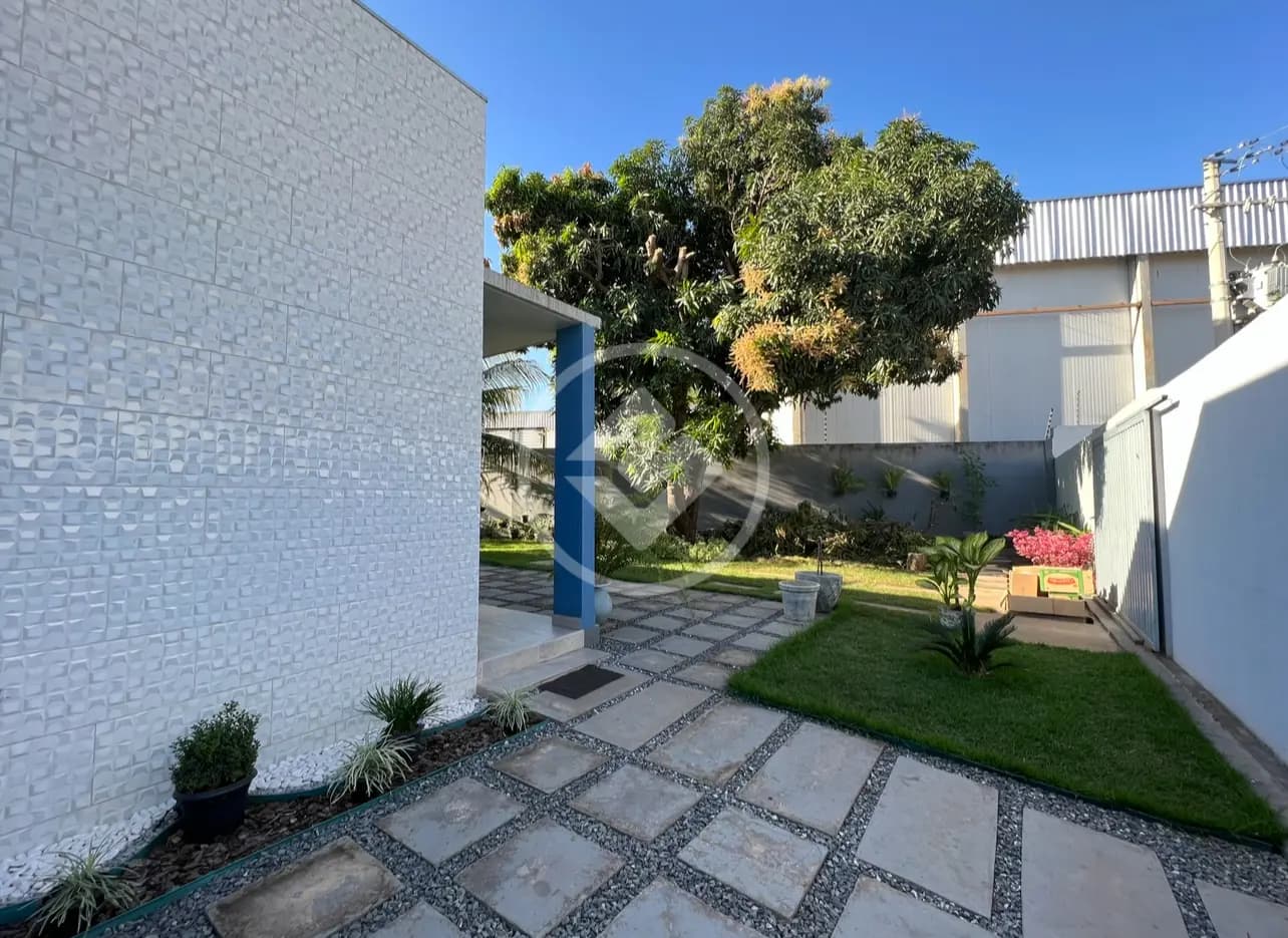 Vende-se casa em rua fechada reformada no Bela Marina. R$750.000,00