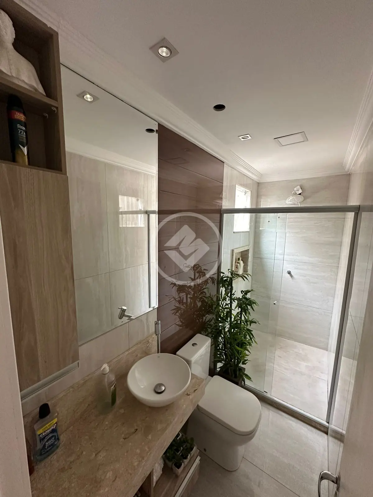 Casa Condominio Esmeralda - R$ 490.000,00 - 3 Quartos - Sendo 1 Suite - Toda no porcelanato com 5 AR Condicionado e Planejados