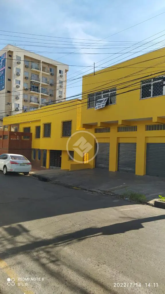 sobrado casa residencial e predio e salão comercial ( vende separado)