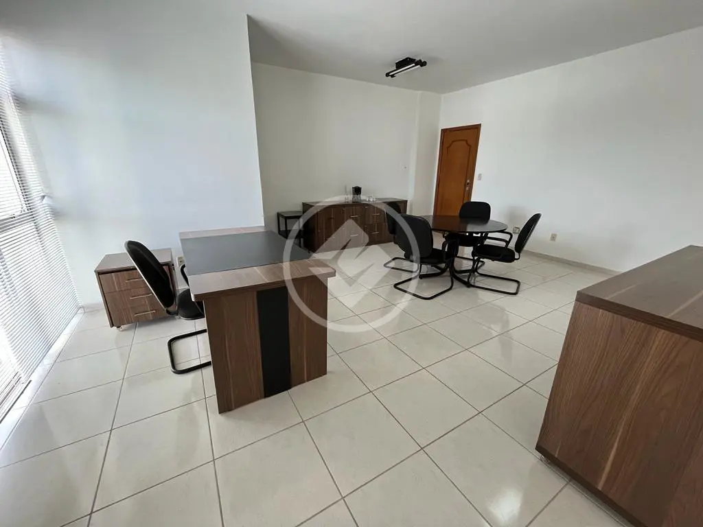 Vendo sala comercial mobiliada com 45,55m² no Ed. Albert Sabin, Localizada na av. 13 de junho, centro norte de Cuiabá-mt