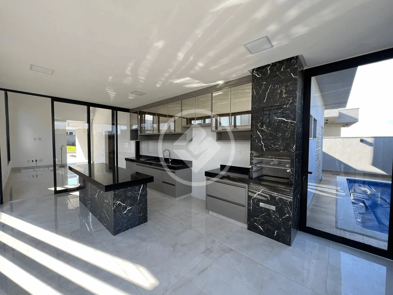 Bairro: Parqville Pinheiros Valor: R$ 1.300.000,00