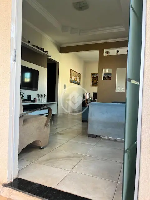 Casa 3 quartos no Setor Garavelo, Goiânia — foto 4 de 6