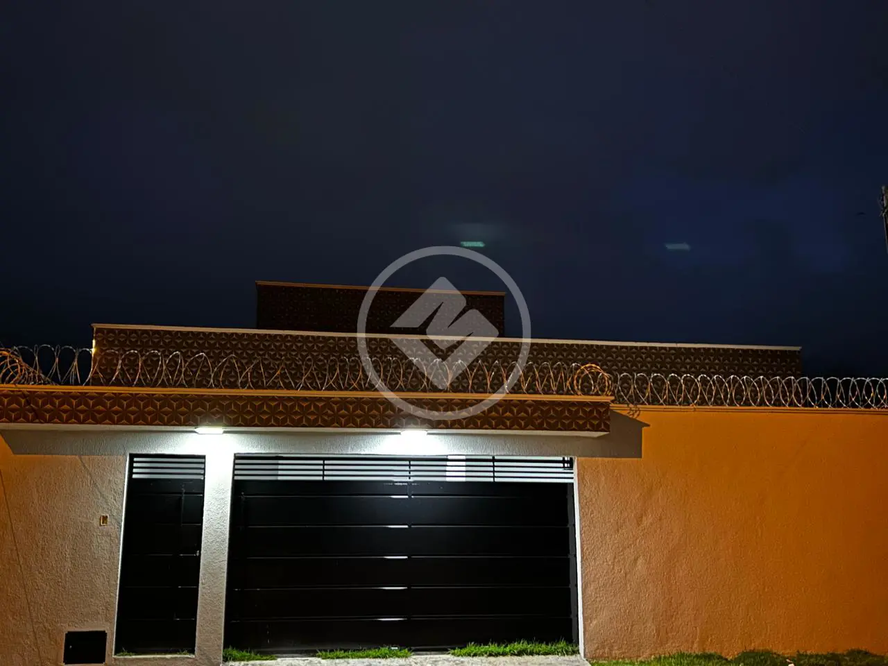 CASA 3 Q ALTO PADRÃO - CIDADE SATÉLITE