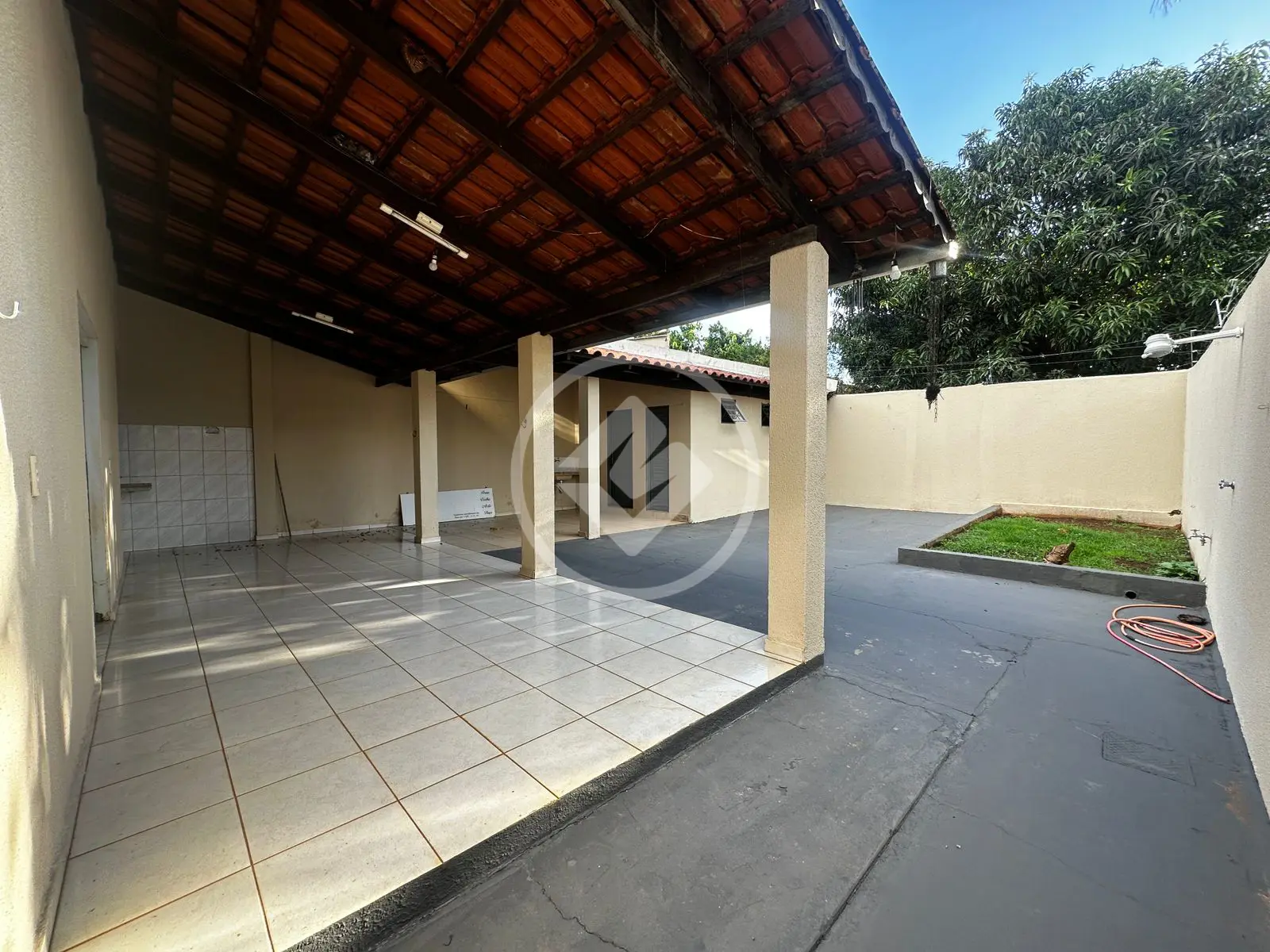 Sobrado 3 quartos no Setor Garavelo, Aparecida de Goiânia — foto 2 de 6