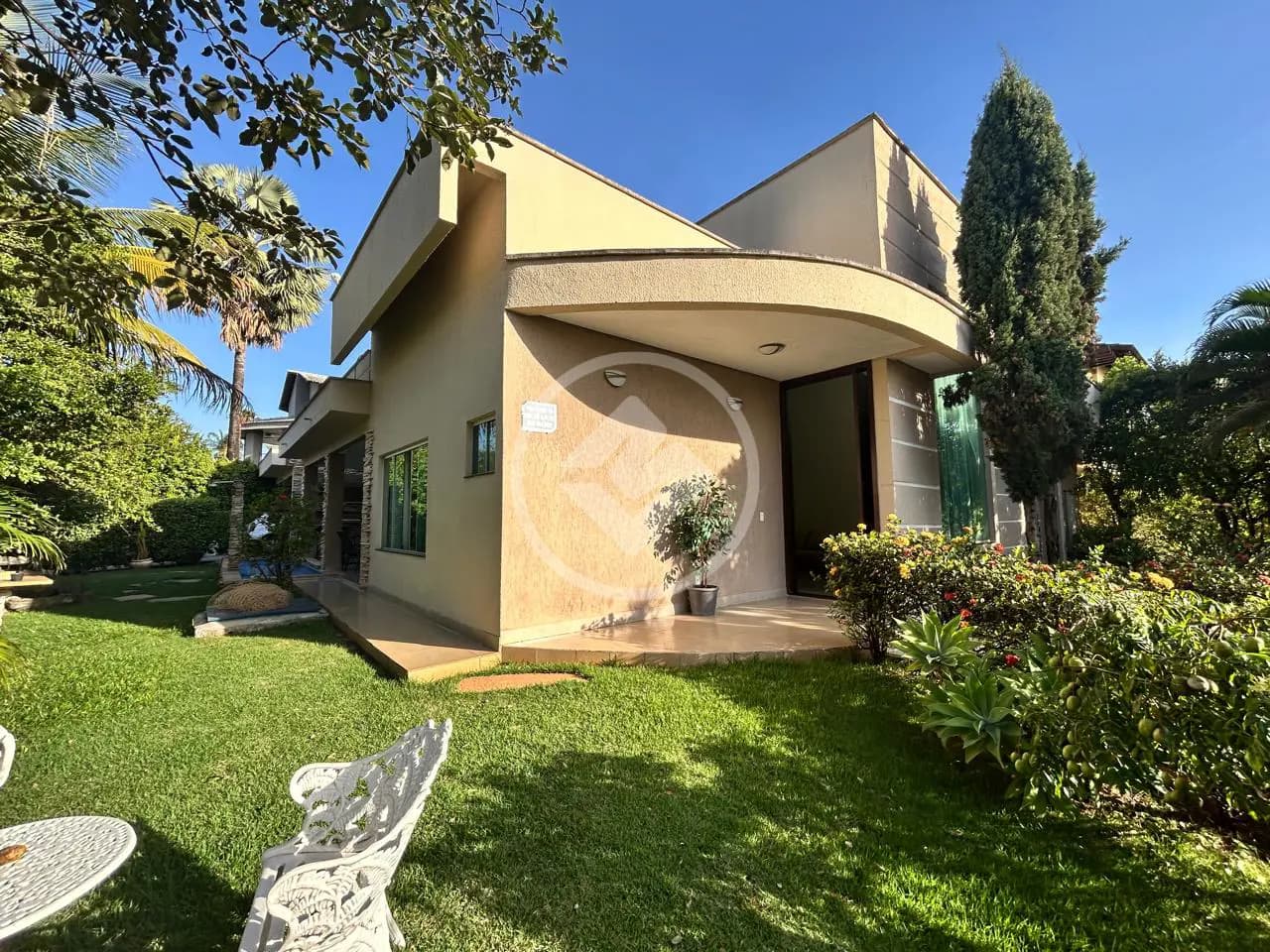 Casa Condomínio Jardins Madri, Goiânia - GO — foto 1