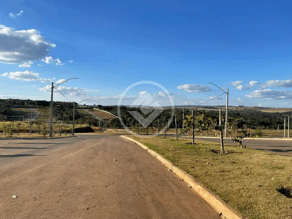 Terreno Condomínio Condomínio Villa Toscana, Senador Canedo - GO — foto 1