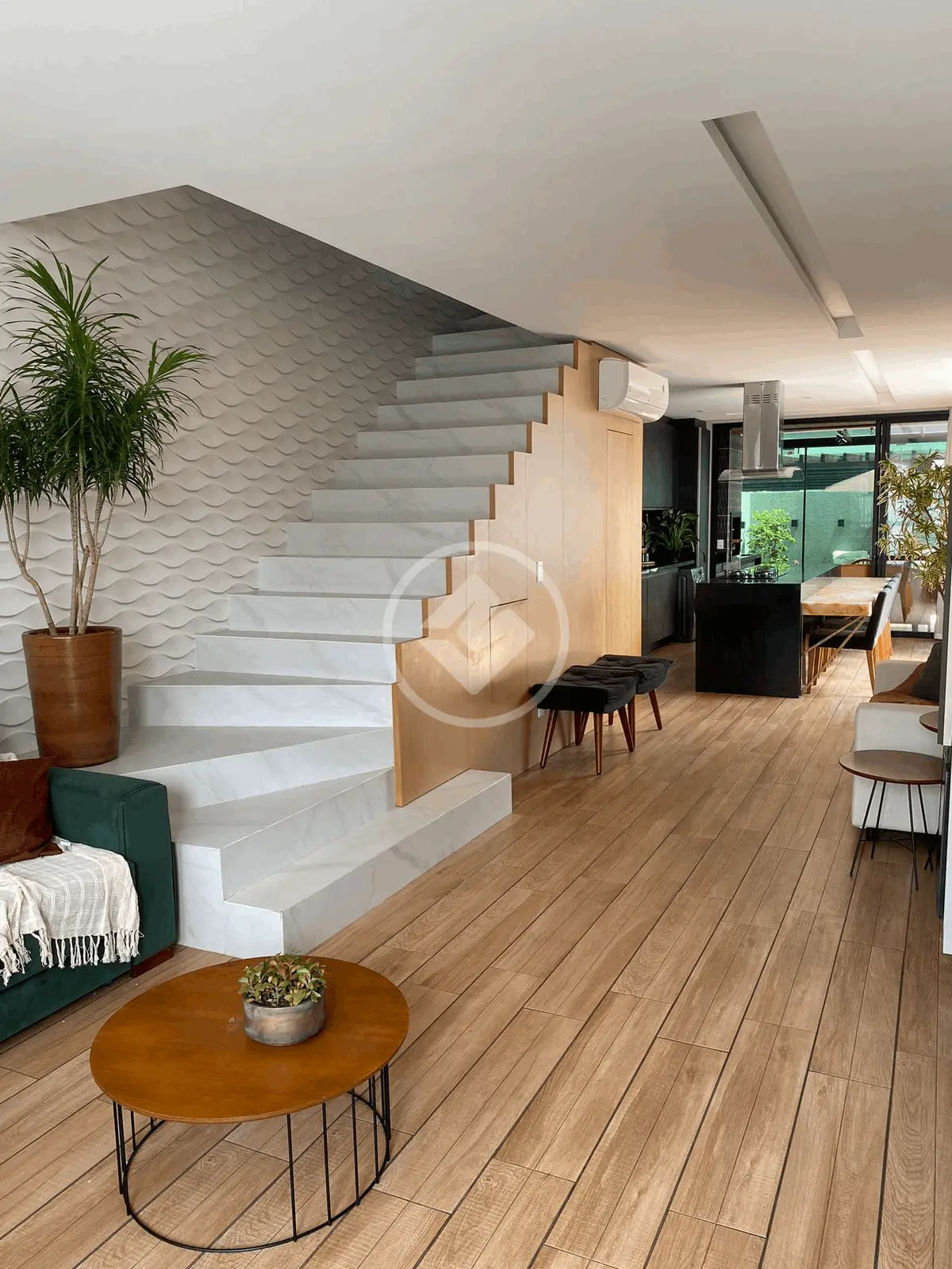Oportunidade: Casa de 03 dormitórios na melhor localização do Campeche!