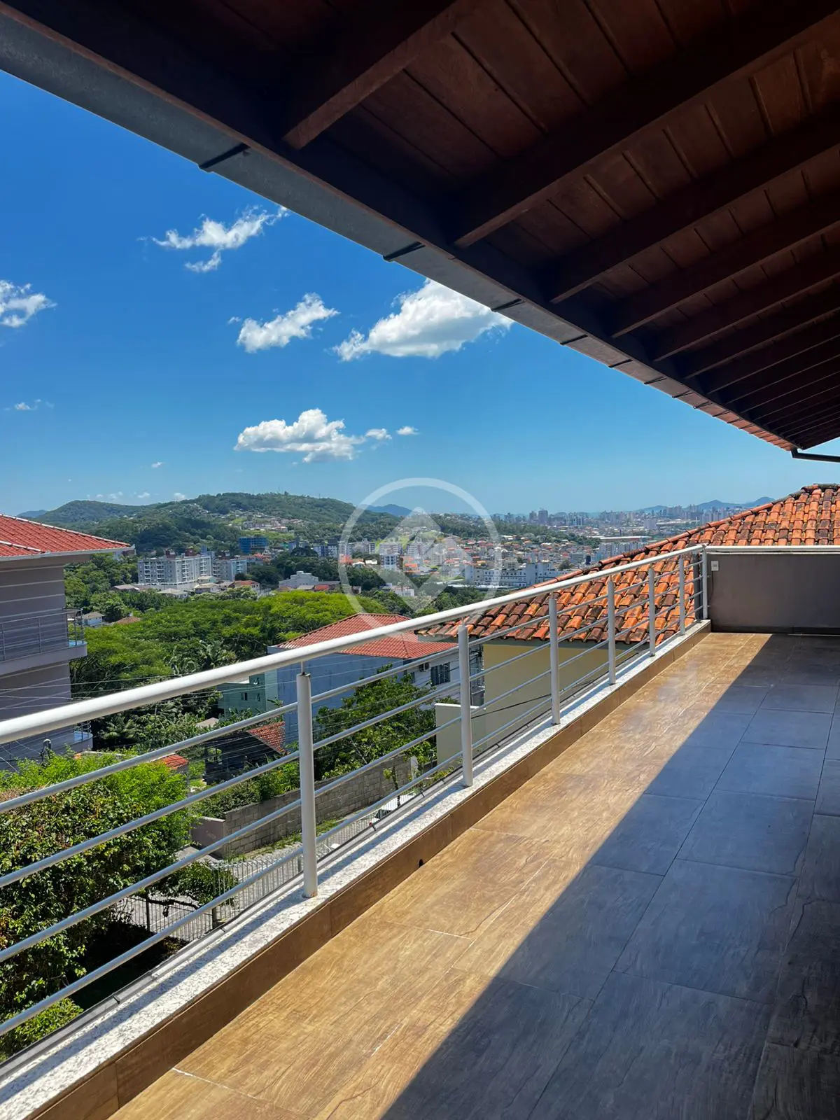 Maravilhosa casa com vista privilegiada no Centro Histórico de São José.