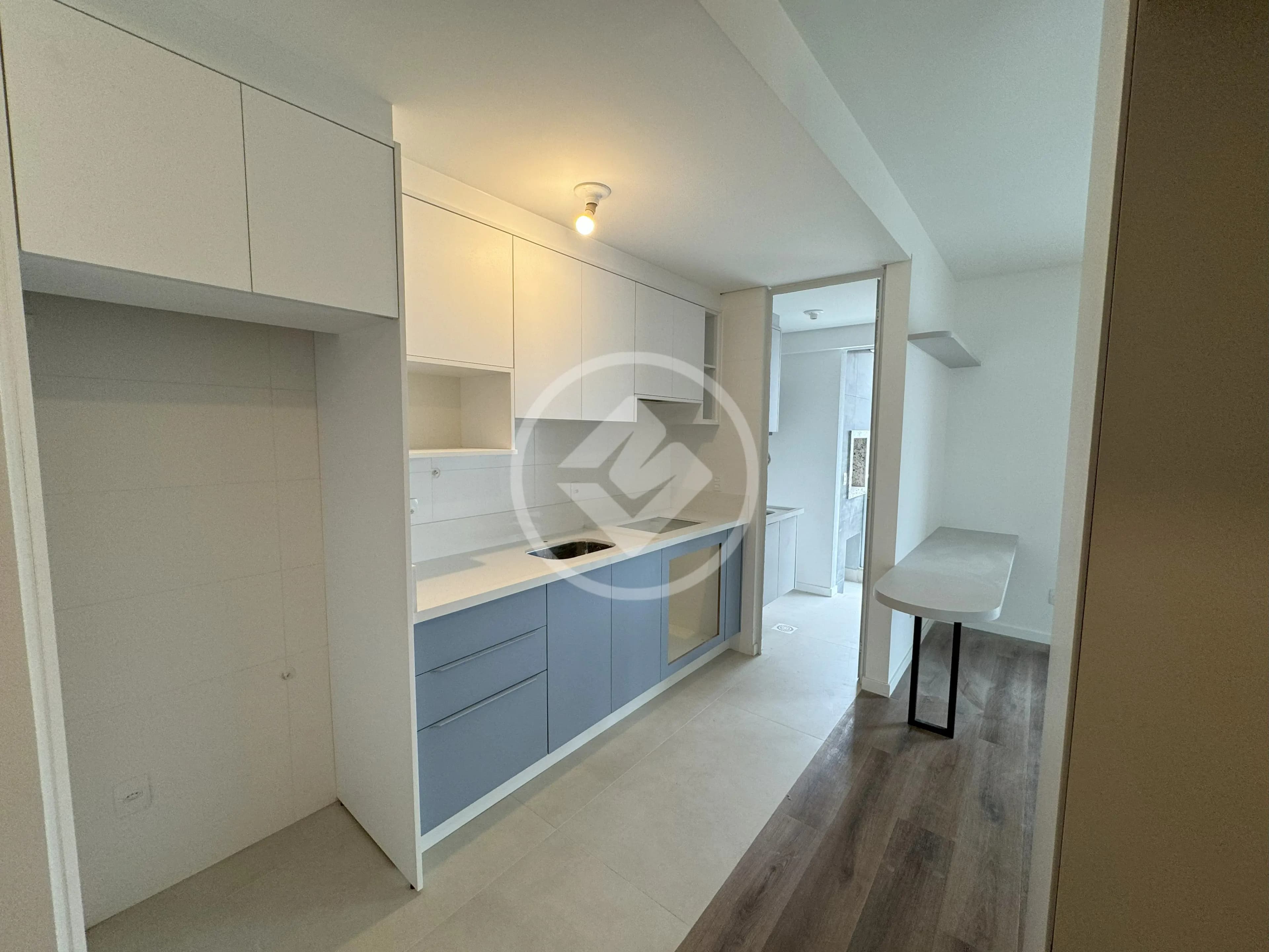 Lindo Apartamento localizado no Centro de Florianópolis