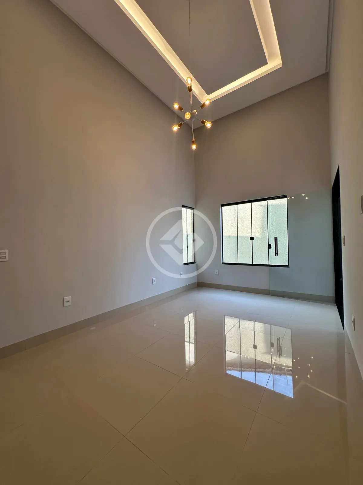 🏡 Linda Casa No Jardim Helvécia . Alto Padrão.