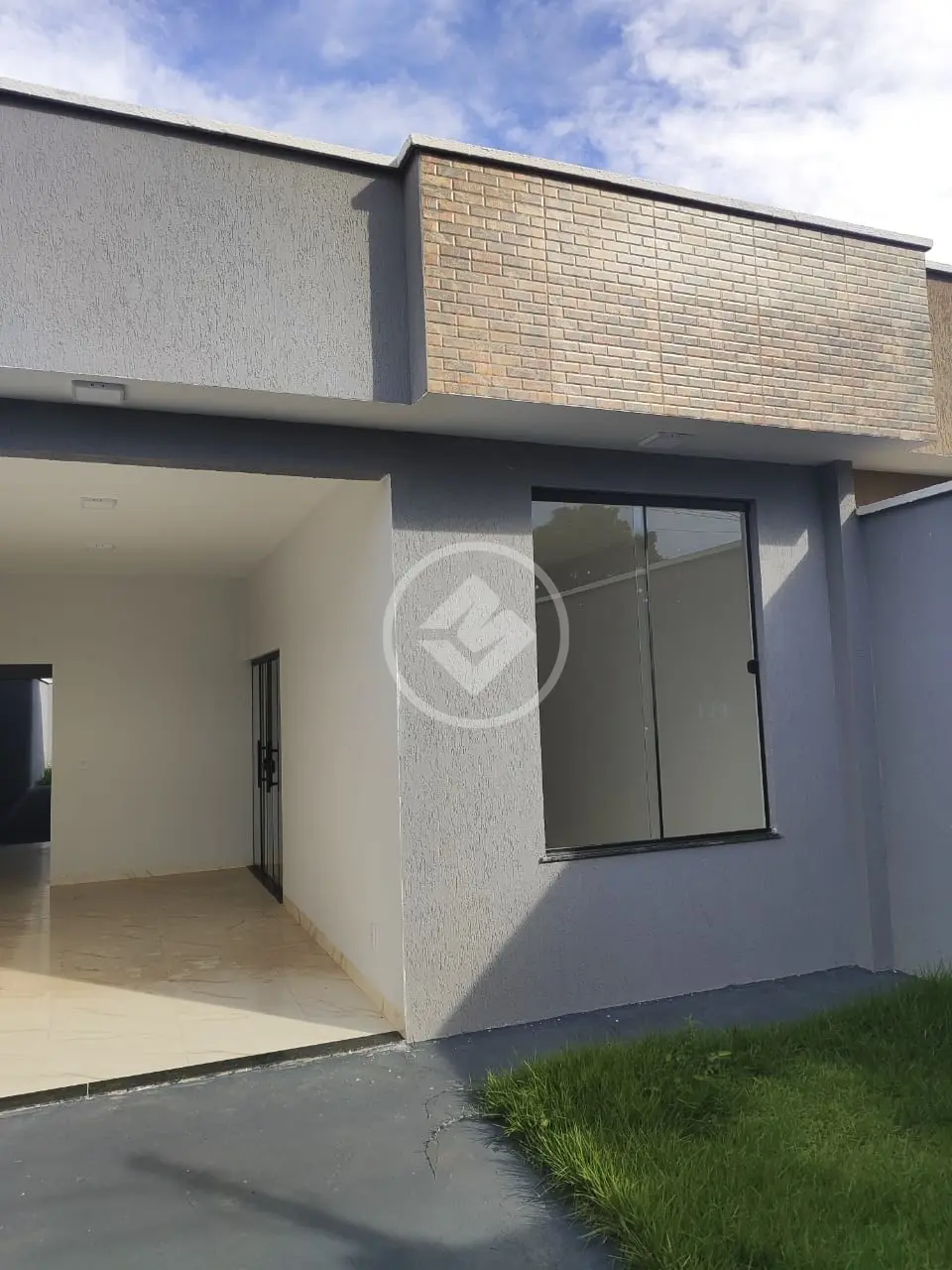 Casa Bem localizada!!!