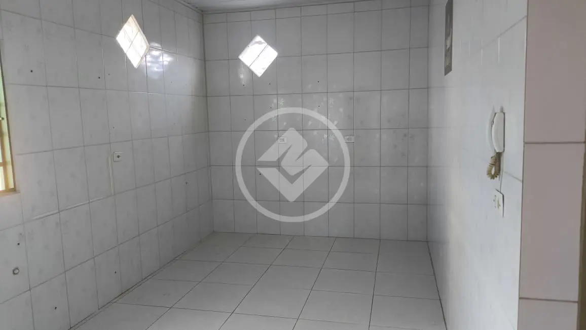 Casa 4 quartos no bairro Nazaré, Hidrolândia — foto 4 de 6