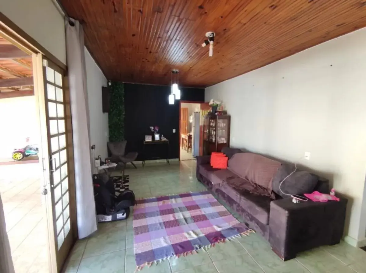 Casa 3 quartos no bairro Nazaré, Hidrolândia — foto 6 de 6