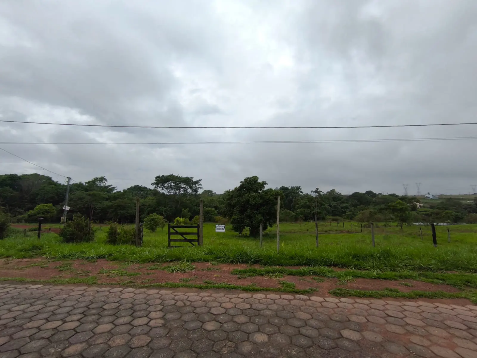 Hidrolândia - Terreno no Condomínio Cidade das Águas