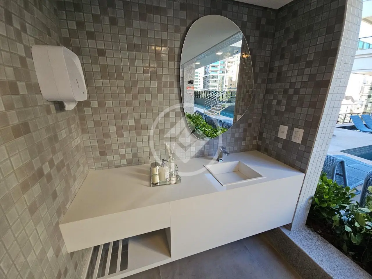 Apartamento 4 quartos no Meia Praia, Itapema — foto 4 de 6