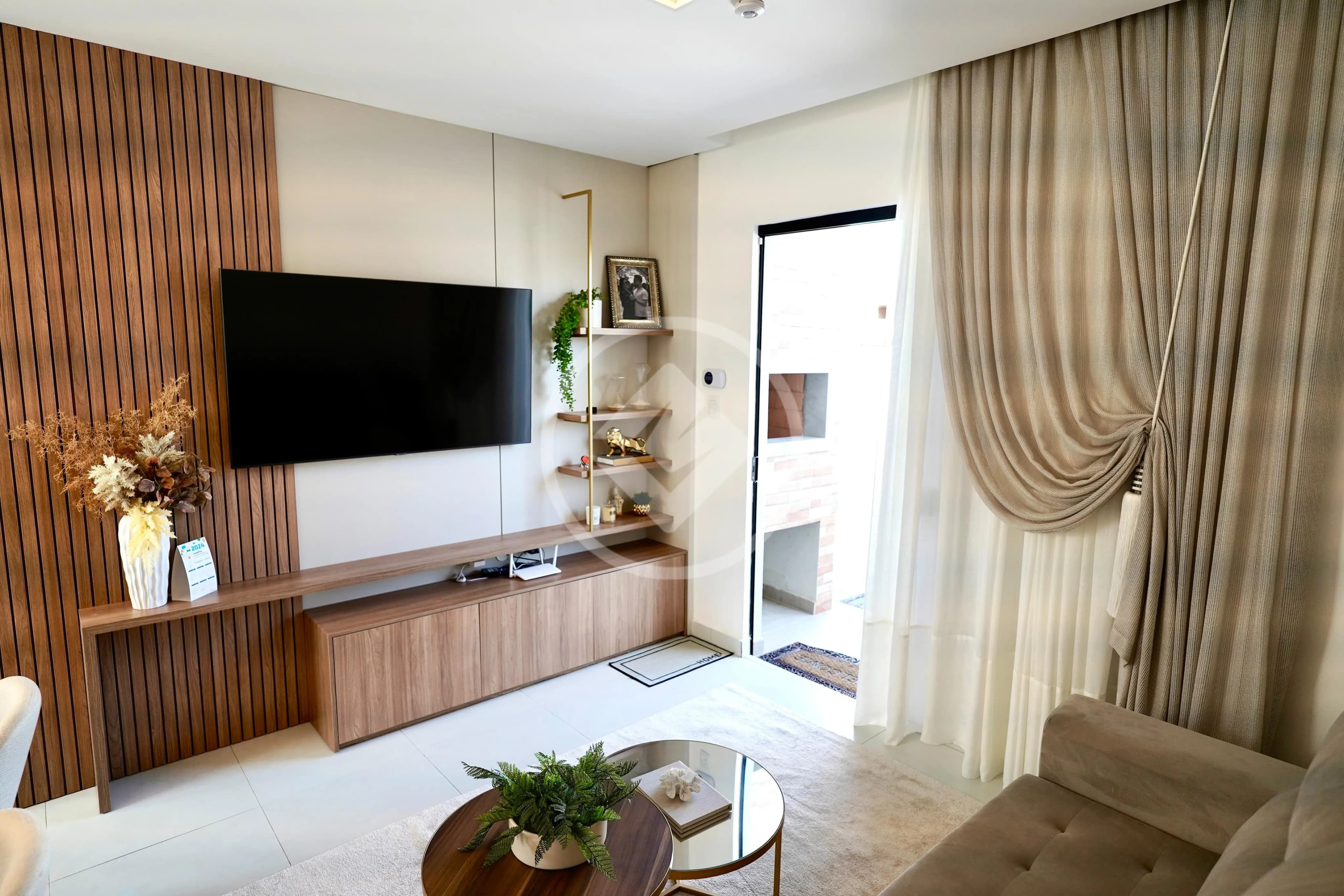 EXCELENTE CASA GEMINADA