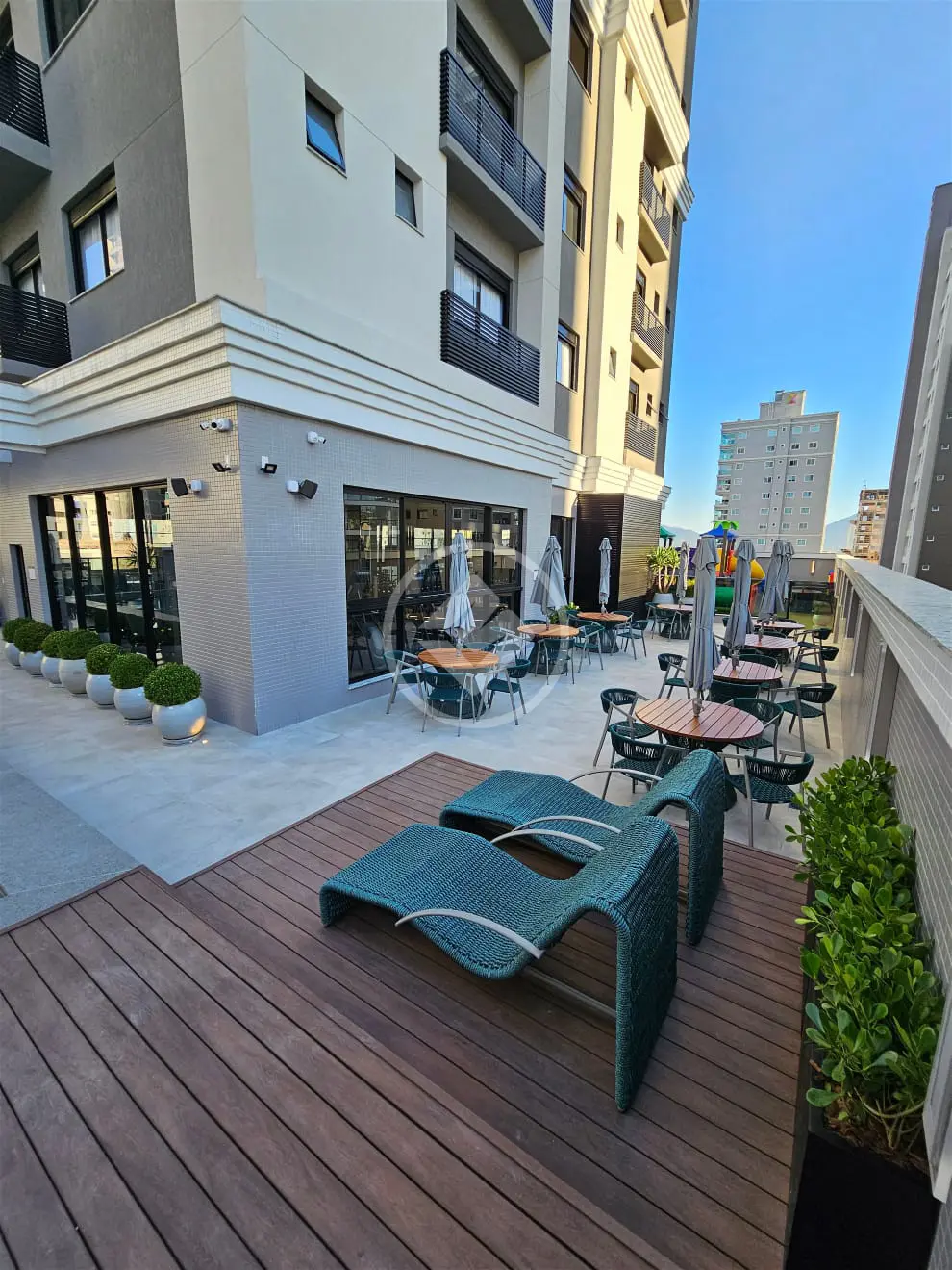 Apartamento 4 quartos no Meia Praia, Itapema — foto 3 de 6
