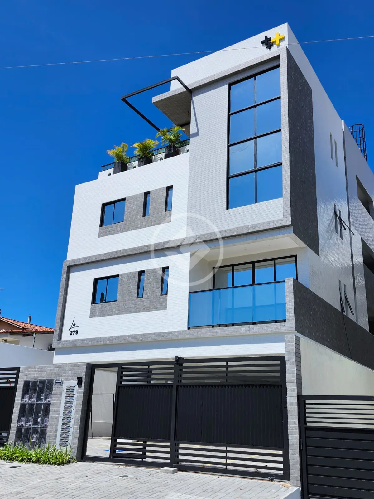 Cobertura Pé direito duplo 2 Quartos Incrível de linda Bessa | 600mts aprox. mar do Bessa