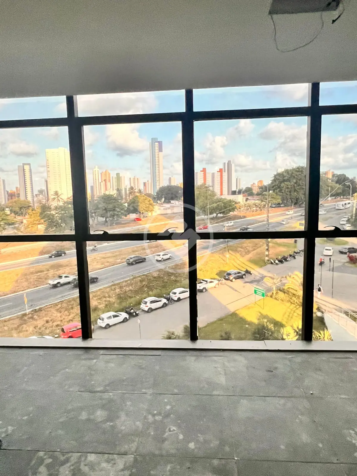 Sala comercial com 80m²