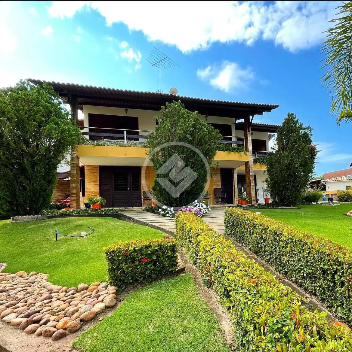 CASA EM CONDOMINIO | EXCELENTE PADRÃO |
