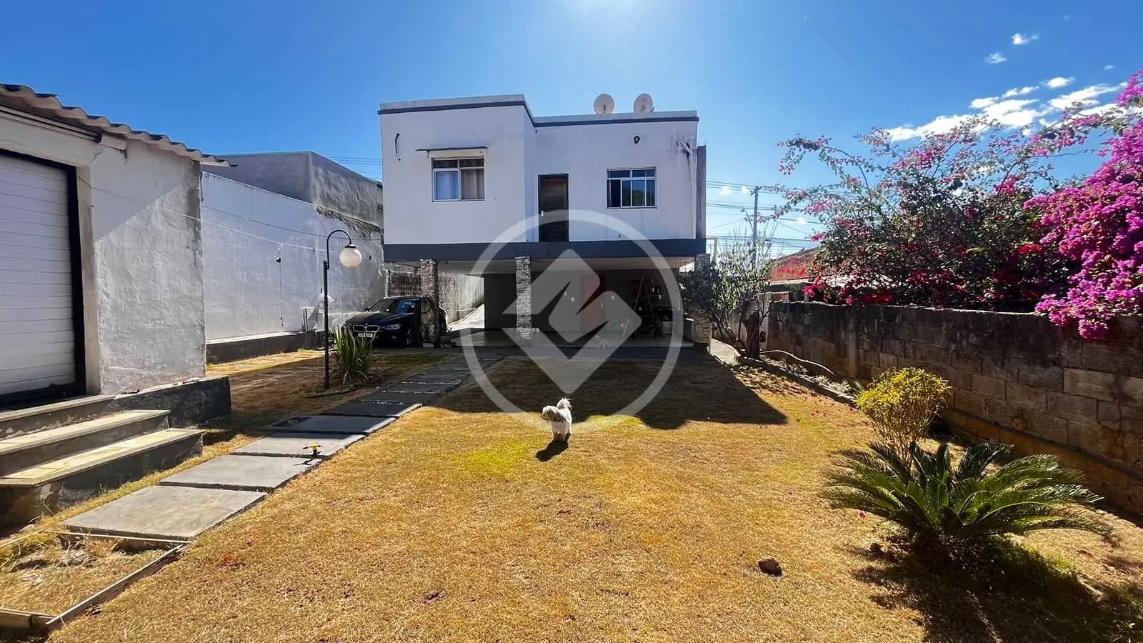 Casa 3 Quartos no bairro Célvia em Vespasiano MG / MY BROKER