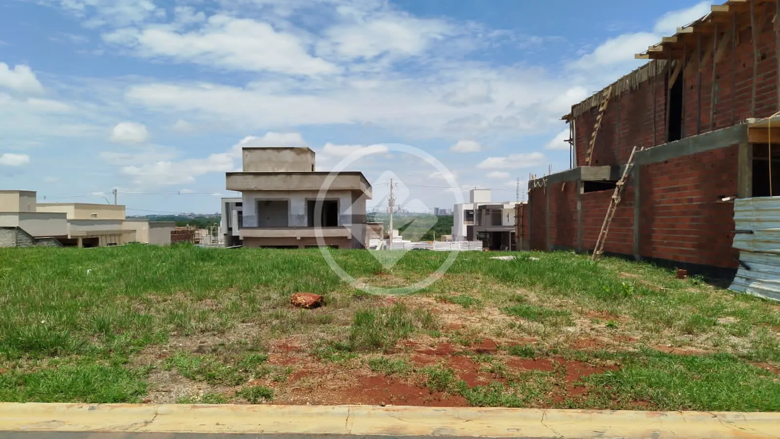 Terreno Condomínio no Jardins Capri, Senador Canedo — foto 4 de 5