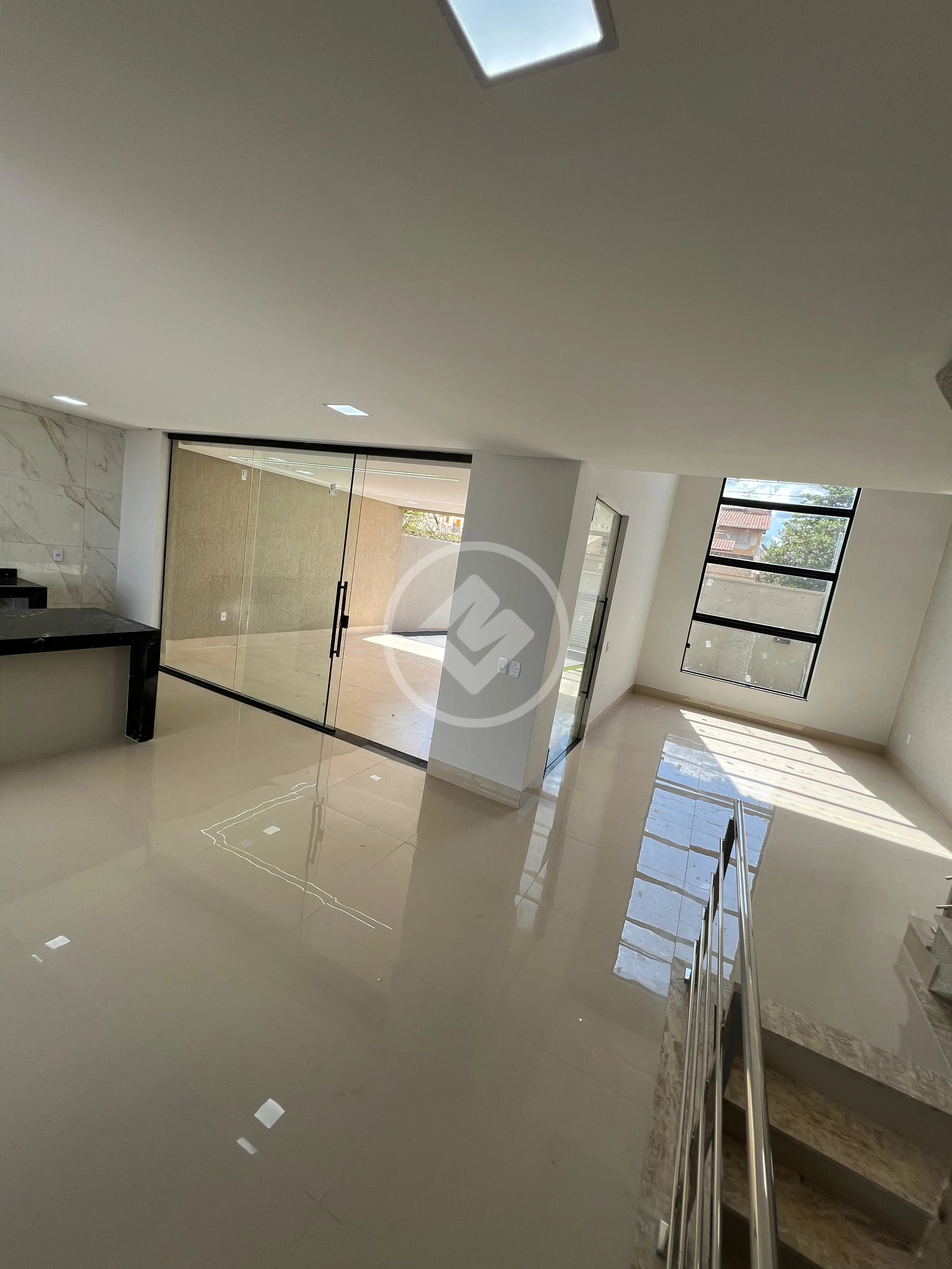 Sobrado 4 quartos no Setor Gentil Meireles, Goiânia — foto 4 de 6