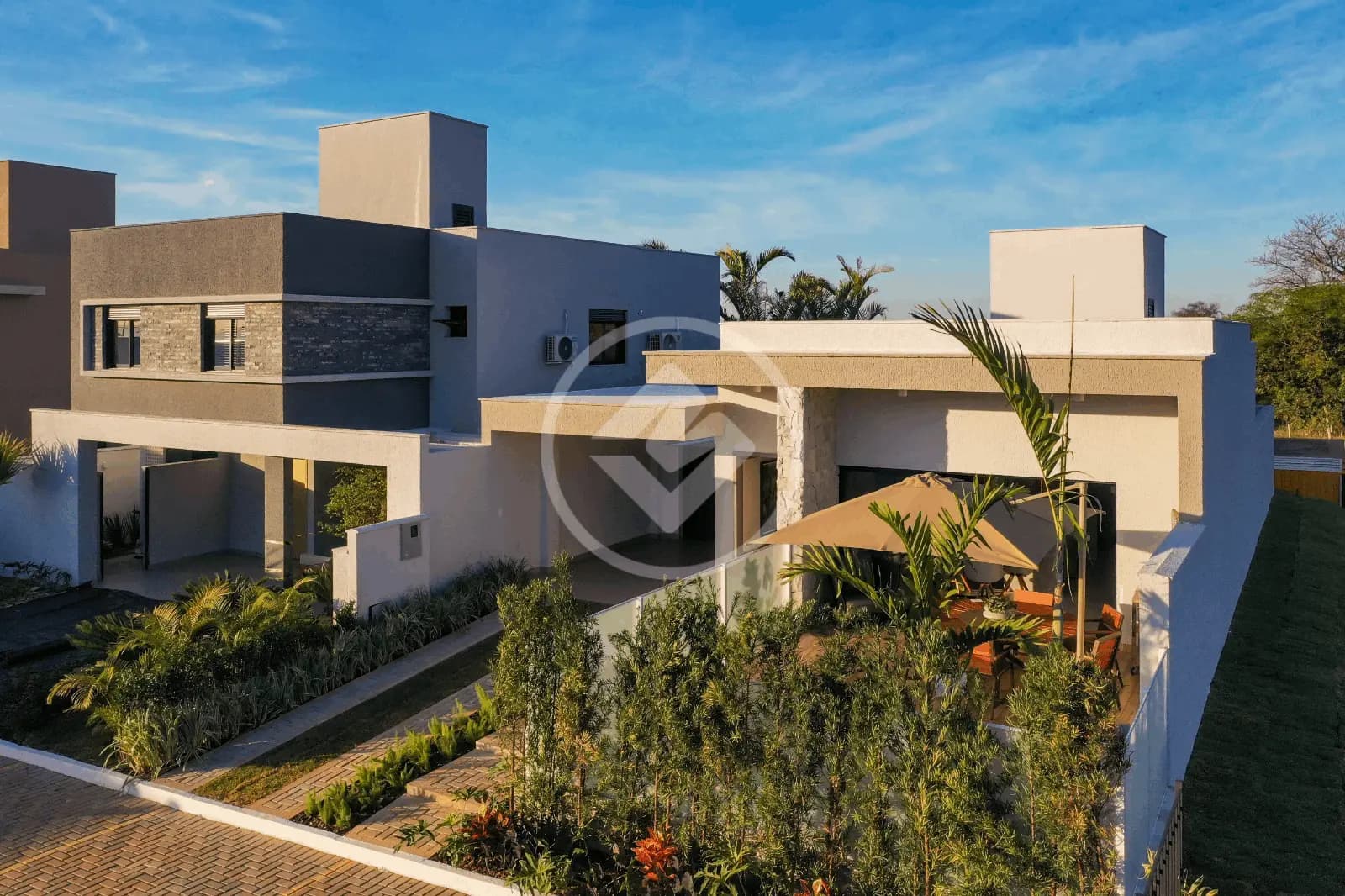 Casa Condomínio 3 quartos no Residencial Jardins Lyon, Aparecida de Goiânia — foto 3 de 6